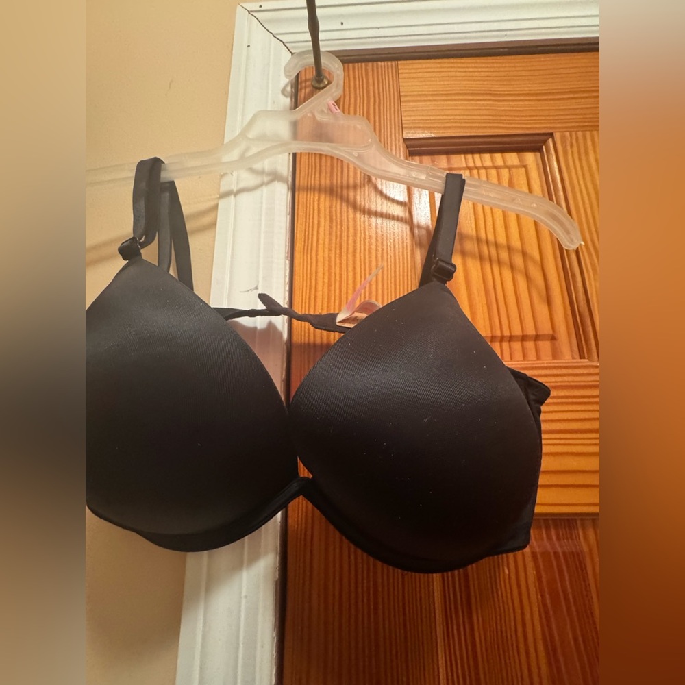 PINK Victoria's Secret Classic Black Bra